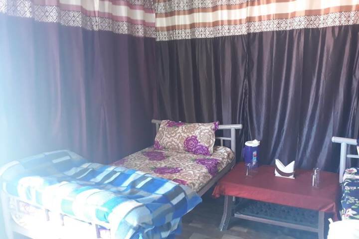 Room 2 of 16
