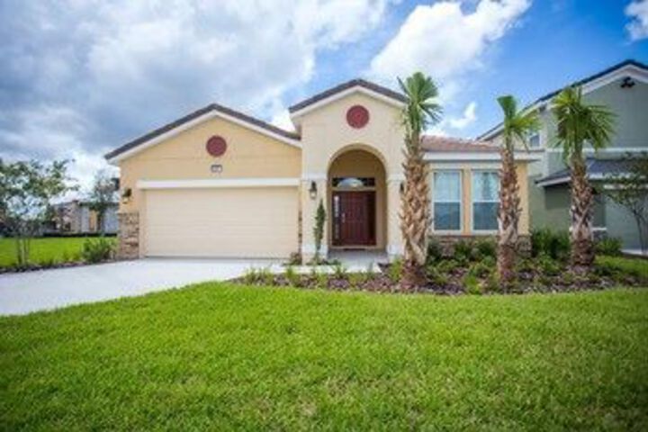 5407OGC in Davenport, FL