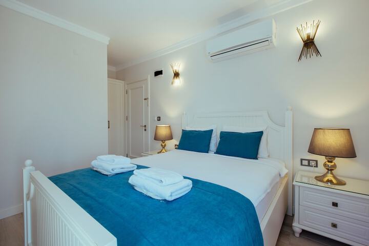 Room 95 of 177