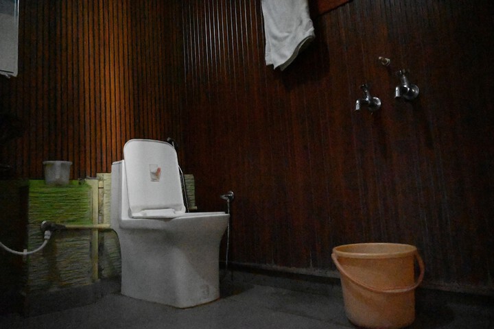 Room 11 of 26