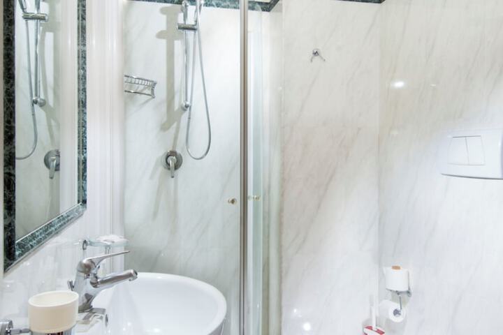 Clean Restrooms
