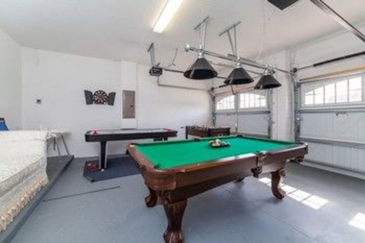 Room 16 of 26