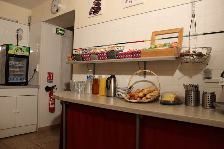Breakfast/Coffee Service 19 of 21