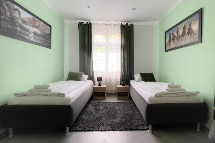 Room 33 of 55