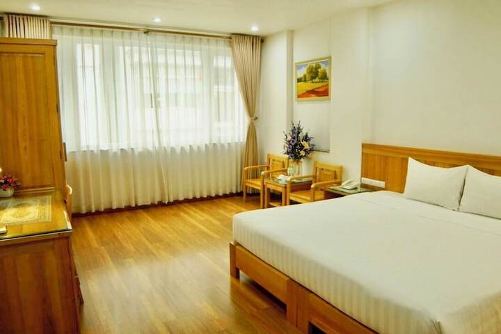Room 15 of 25