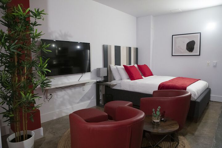 Room 11 of 51
