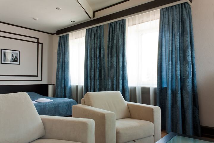 Room 14 of 66