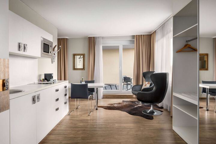 Room 45 of 121