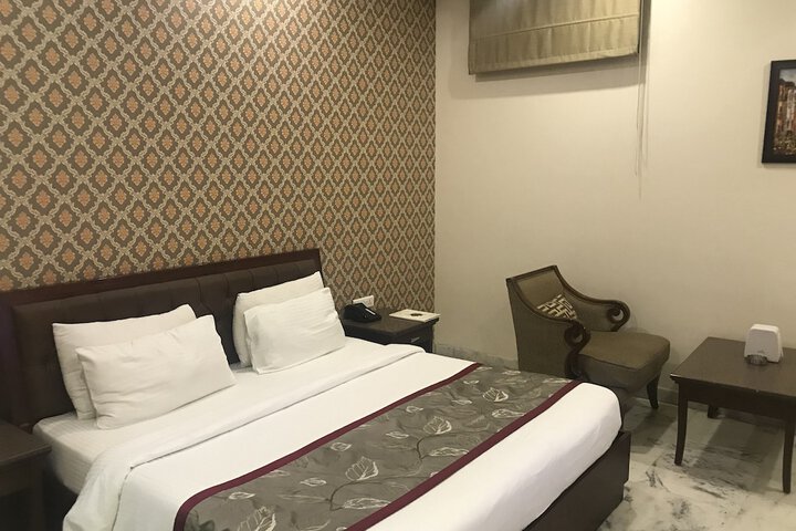 Room 70 of 288