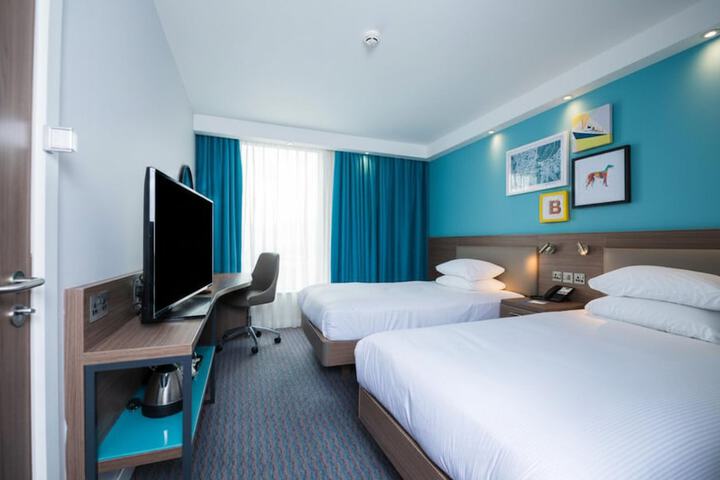 Room 35 of 67