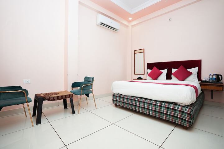 Room 13 of 55