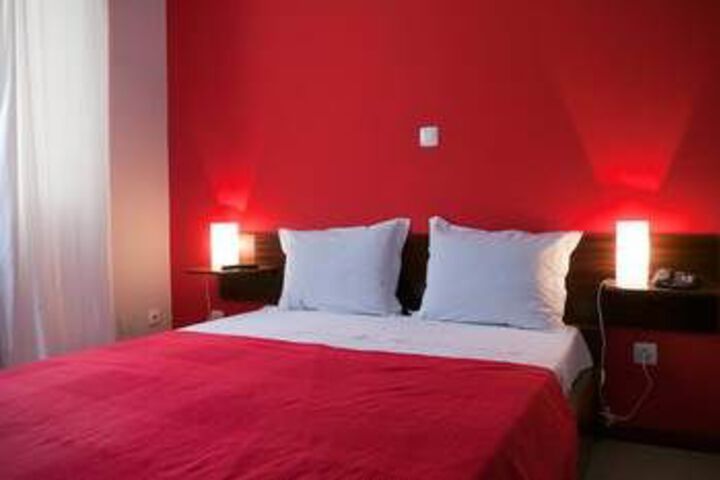 Room 16 of 24