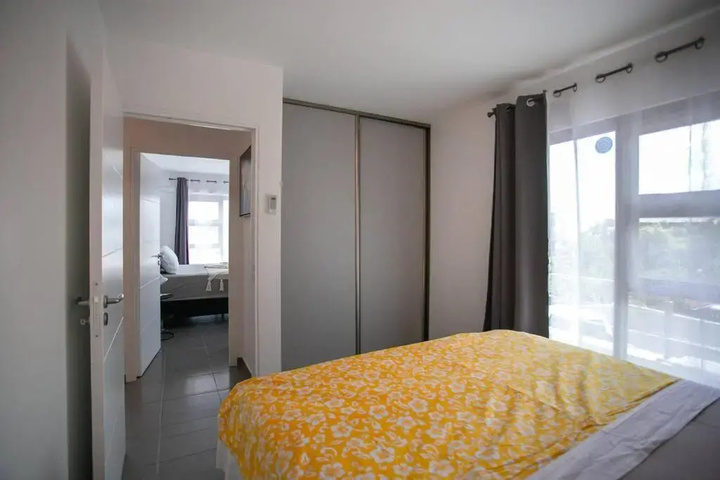 Room 3 of 16