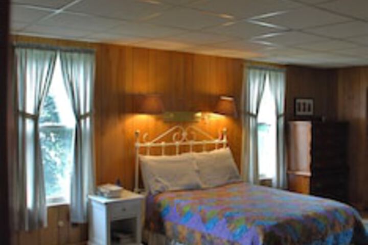 Room 17 of 19