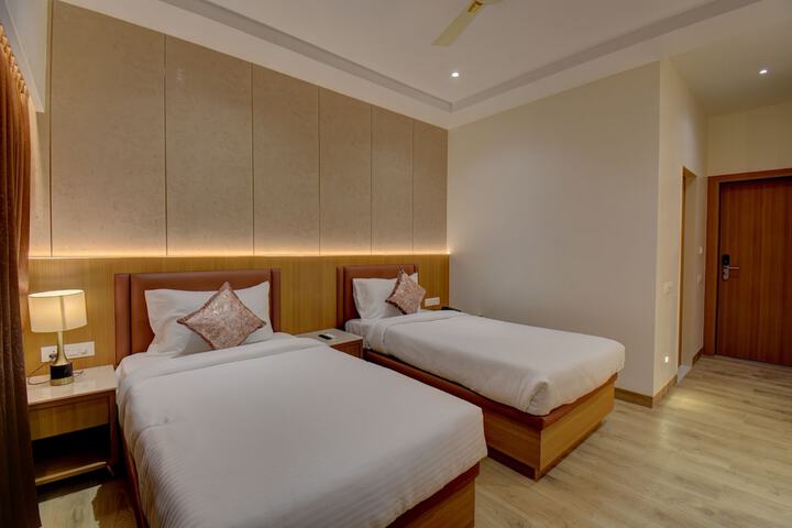Room 18 of 49
