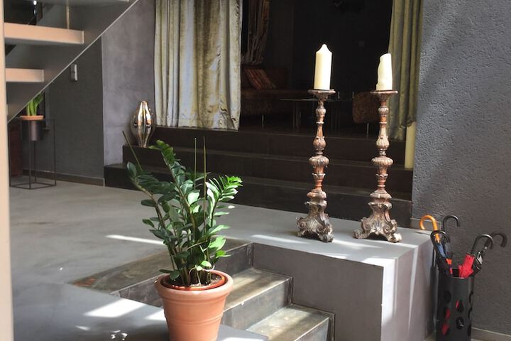 Lobby Entry
