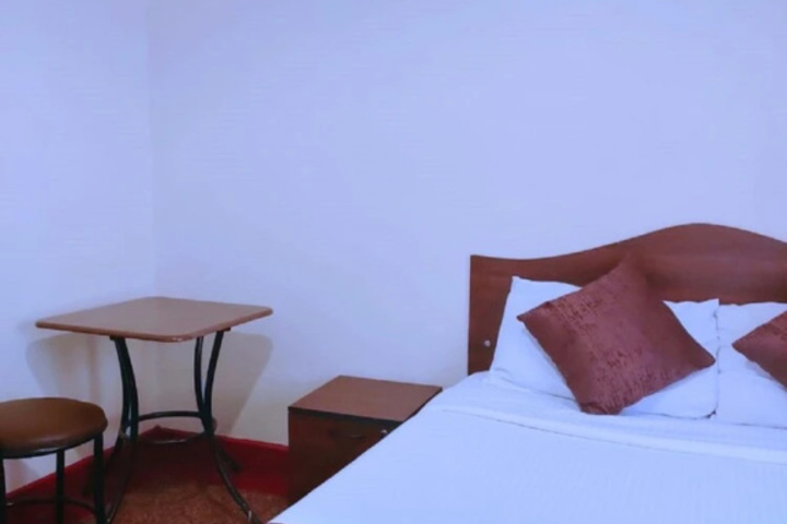Room 2 of 11