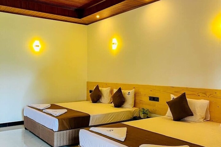 Room 3 of 21