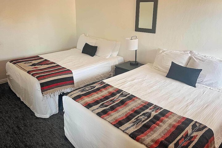 Room 32 of 81