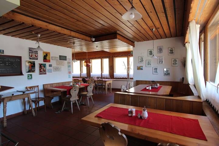 Dining 44 of 73
