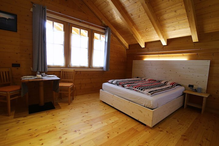 Room 8 of 52