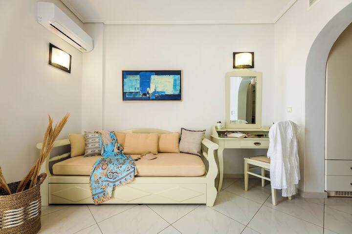 Room 27 of 257