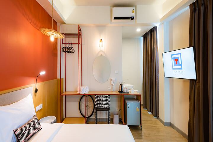 Room 21 of 117