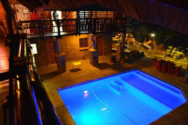 Hotel Pool
