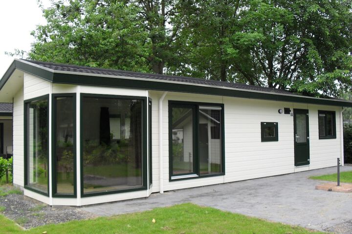Detached Chalet With Dishwasher in Susteren