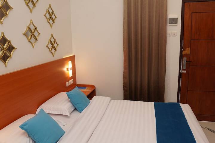 Room 17 of 46