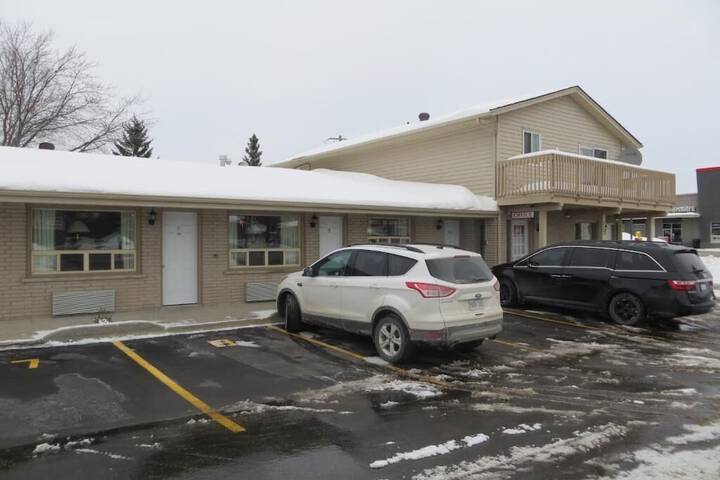 Property Grounds 24 of 26