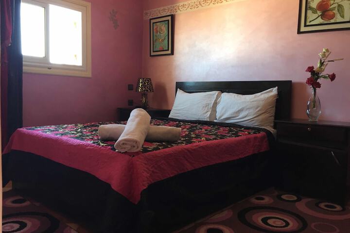 Room 3 of 65