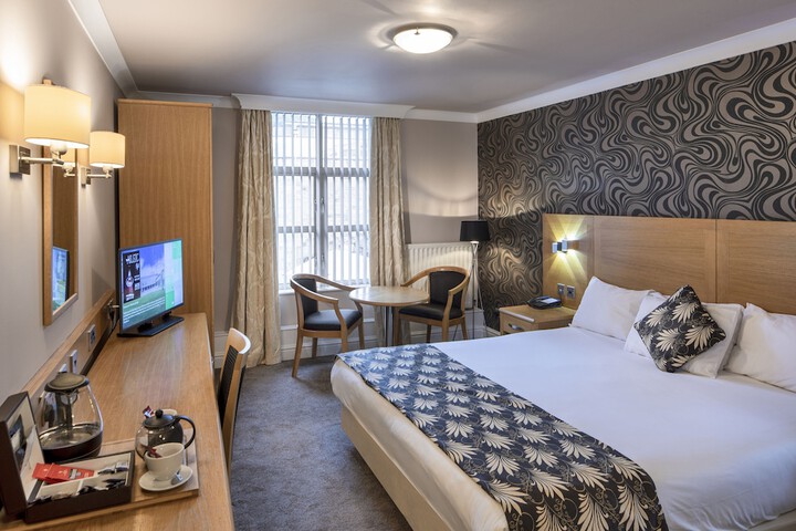 Room 10 of 67