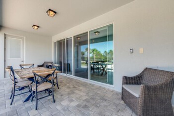 Terrace/Patio 2 of 193