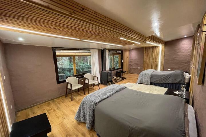 Room 28 of 126
