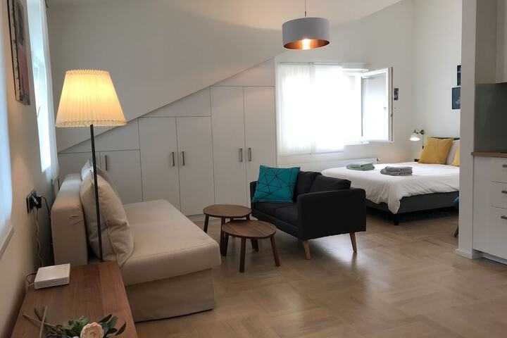 Room 16 of 25