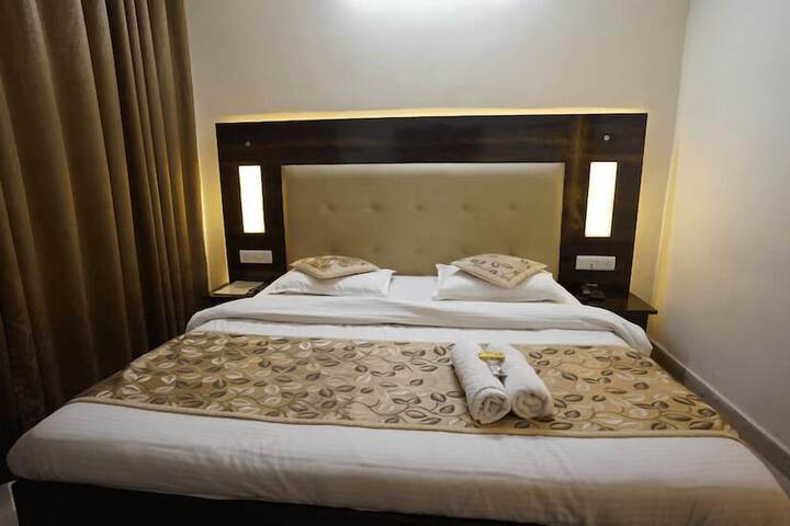 Room 14 of 27