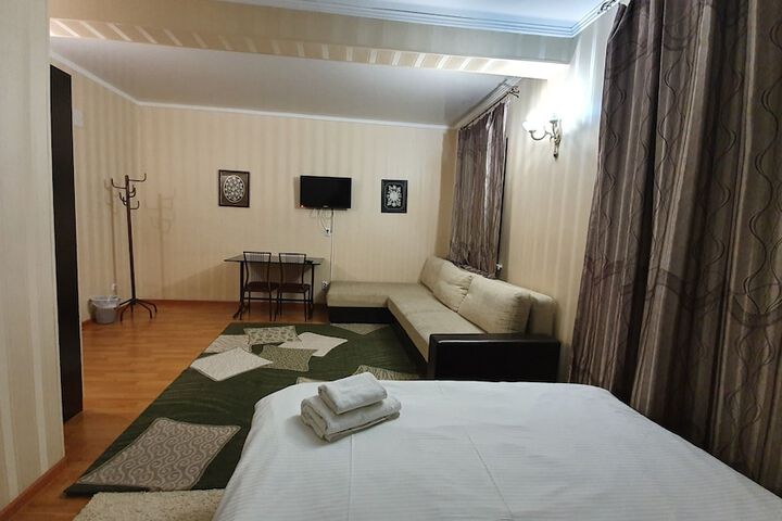 Room 5 of 31