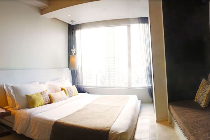 Room 21 of 94