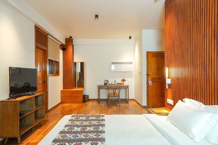 Room 15 of 58