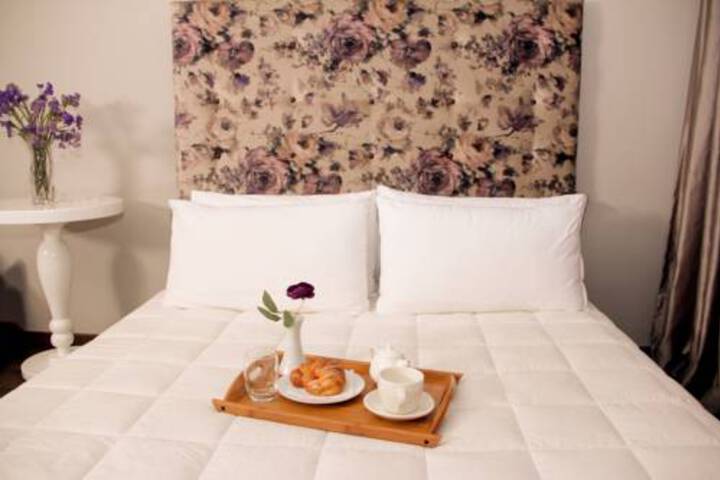 VIVAR HOTEL