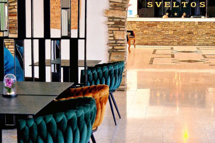 Hotel Interior 6 of 141