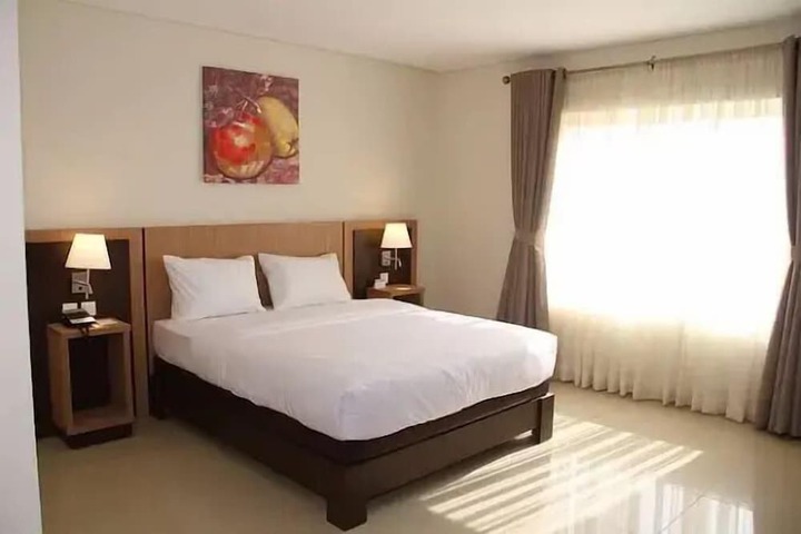 Room 6 of 61