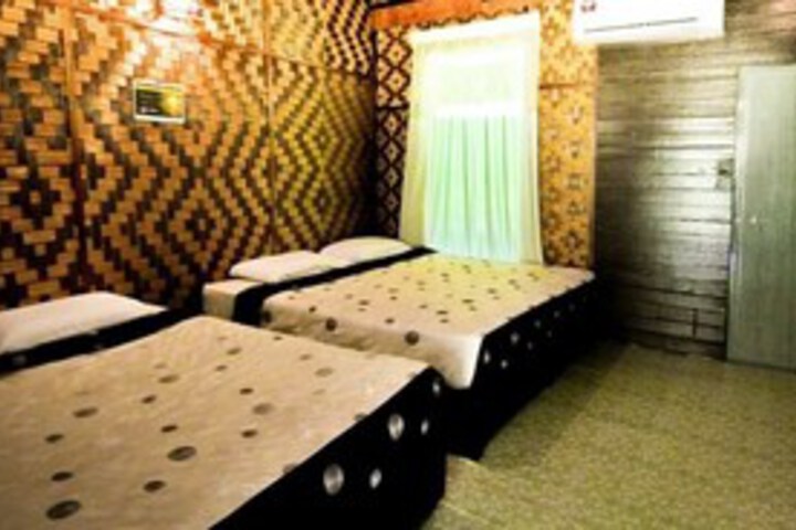 Room 11 of 19