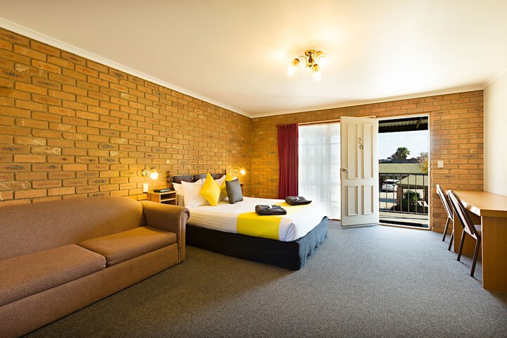 Room 22 of 52