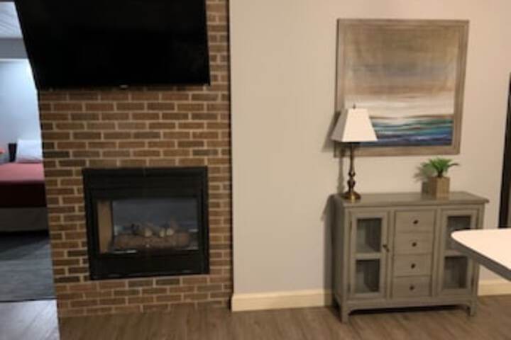 Room 85 of 297