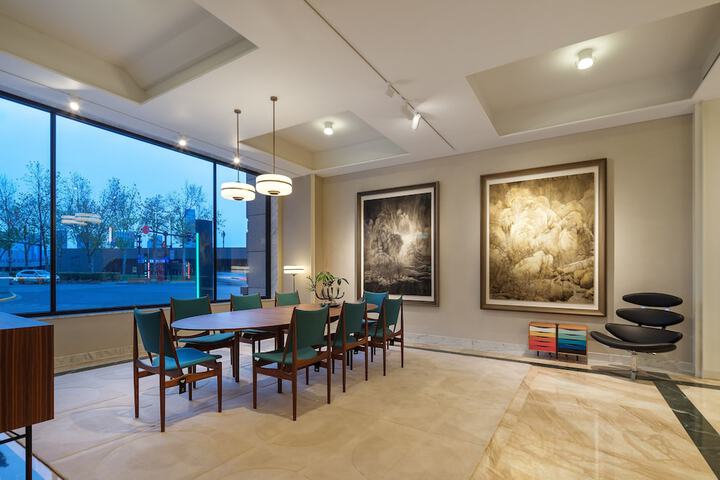 Lobby Photos