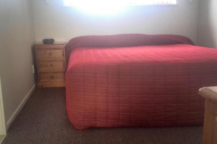 Room 8 of 34
