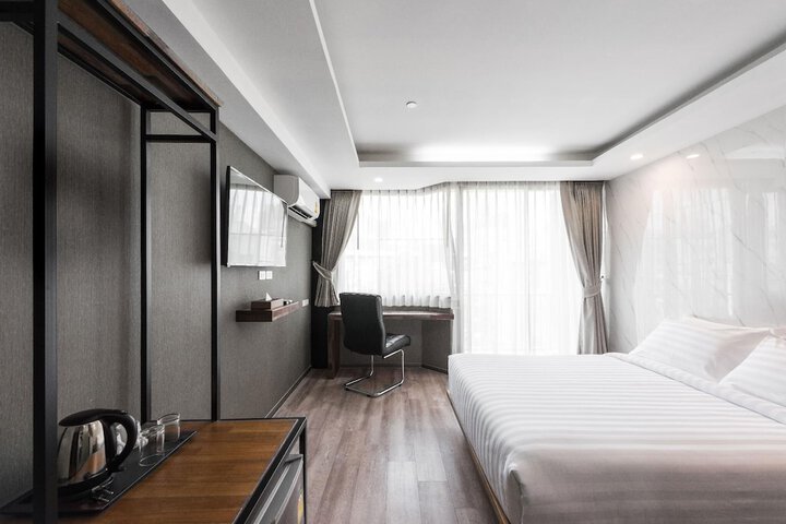 Room 15 of 44