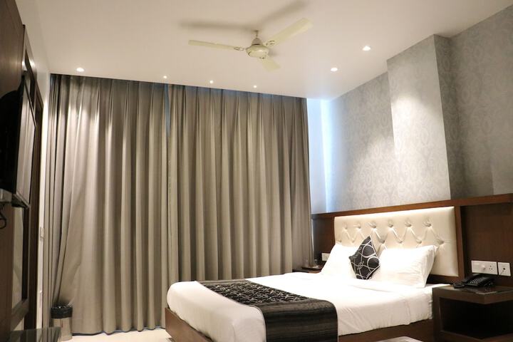 Room 10 of 59
